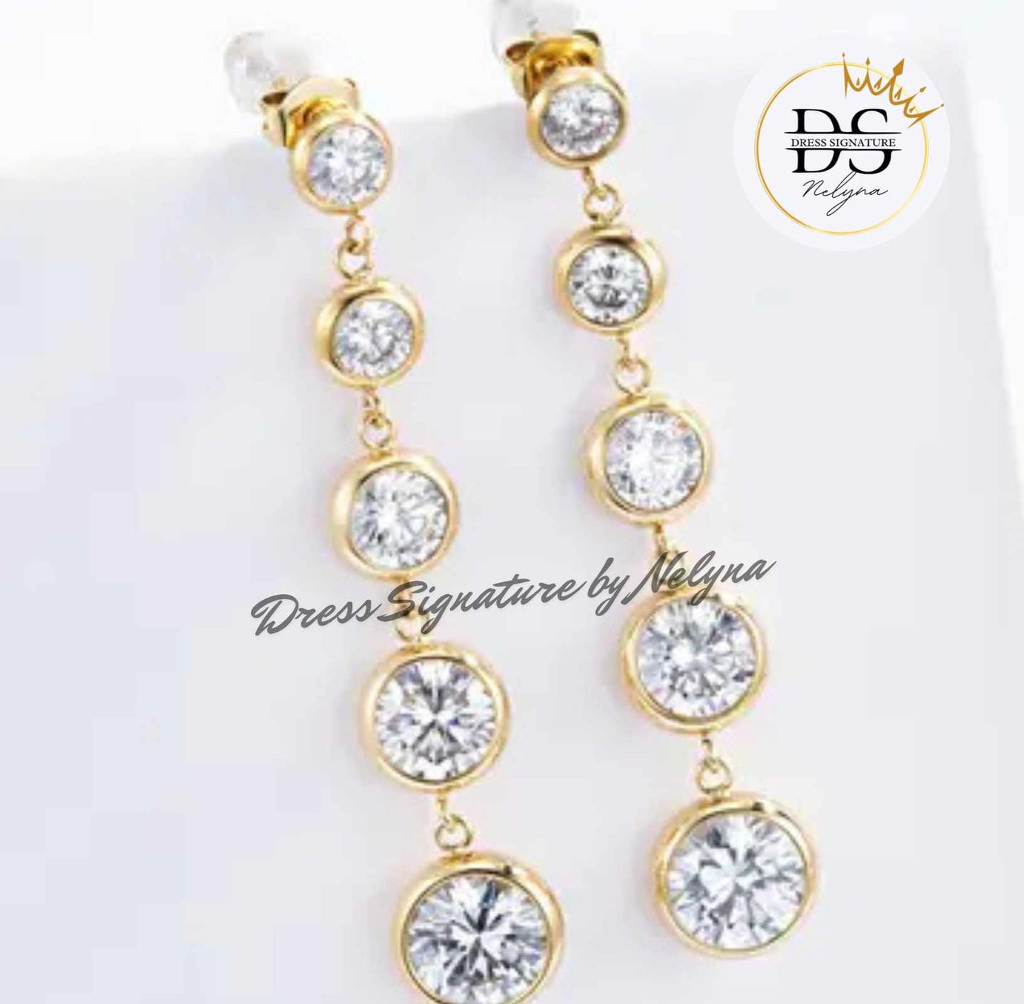 Boucle d'oeille pendante strass