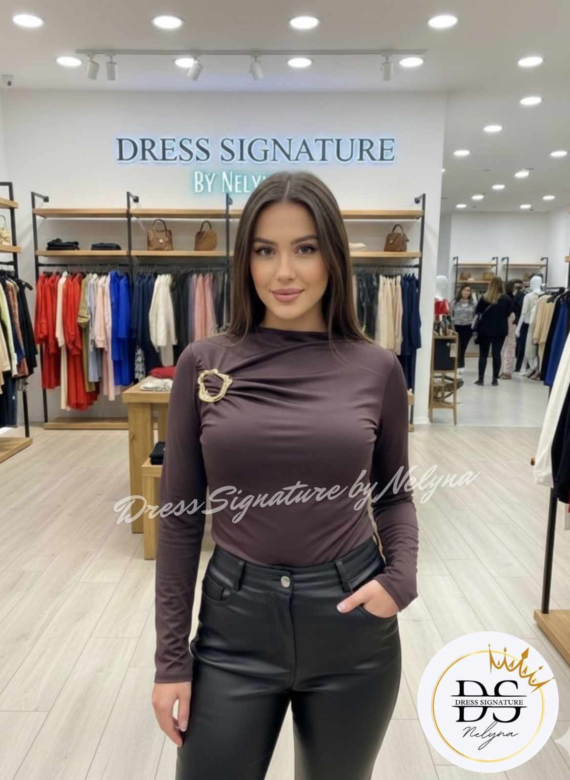 Top chic avec boucle (PC)